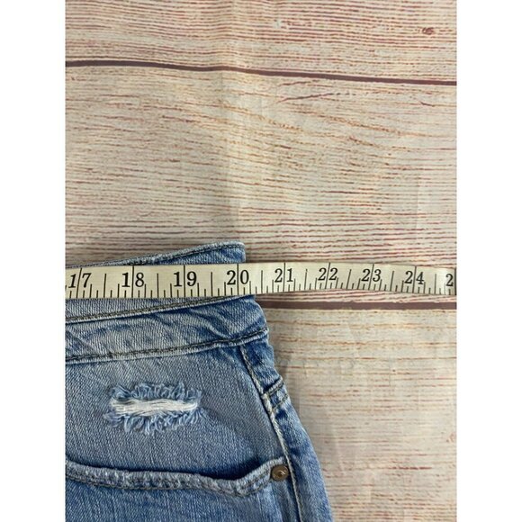 KanCan Women' Raw Hem Distressed Denim Shorts - 2XL - Picture 6 of 11